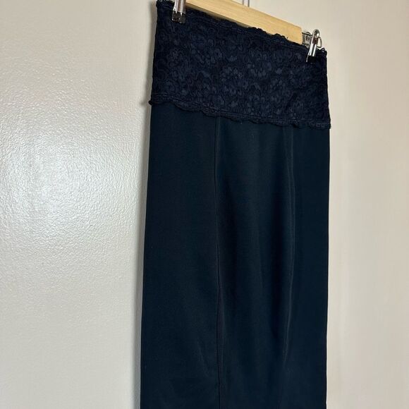 CLEARANCE! Black SlimFabulous Lace Waist Slip/Skirt Size M EUC - Picture 3 of 5